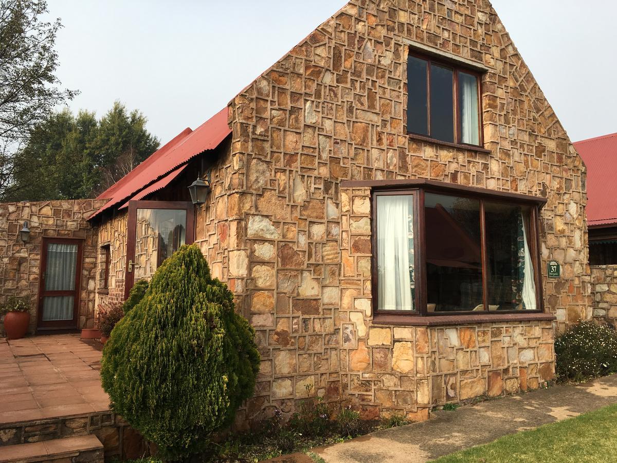 Villa Marigold'S 37 Critchley Common Dullstroom Esterno foto